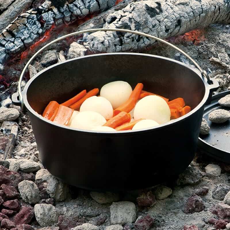 8-qt Cast Iron Camp Dutch Oven with Feet