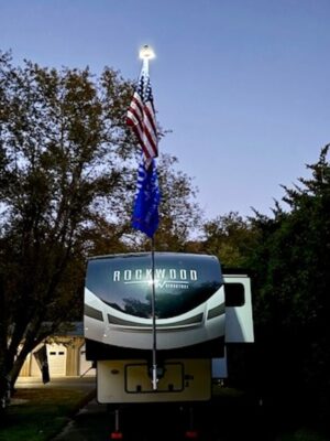 RV Flag Pole Fifth Wheel Kingpin Mount_Front